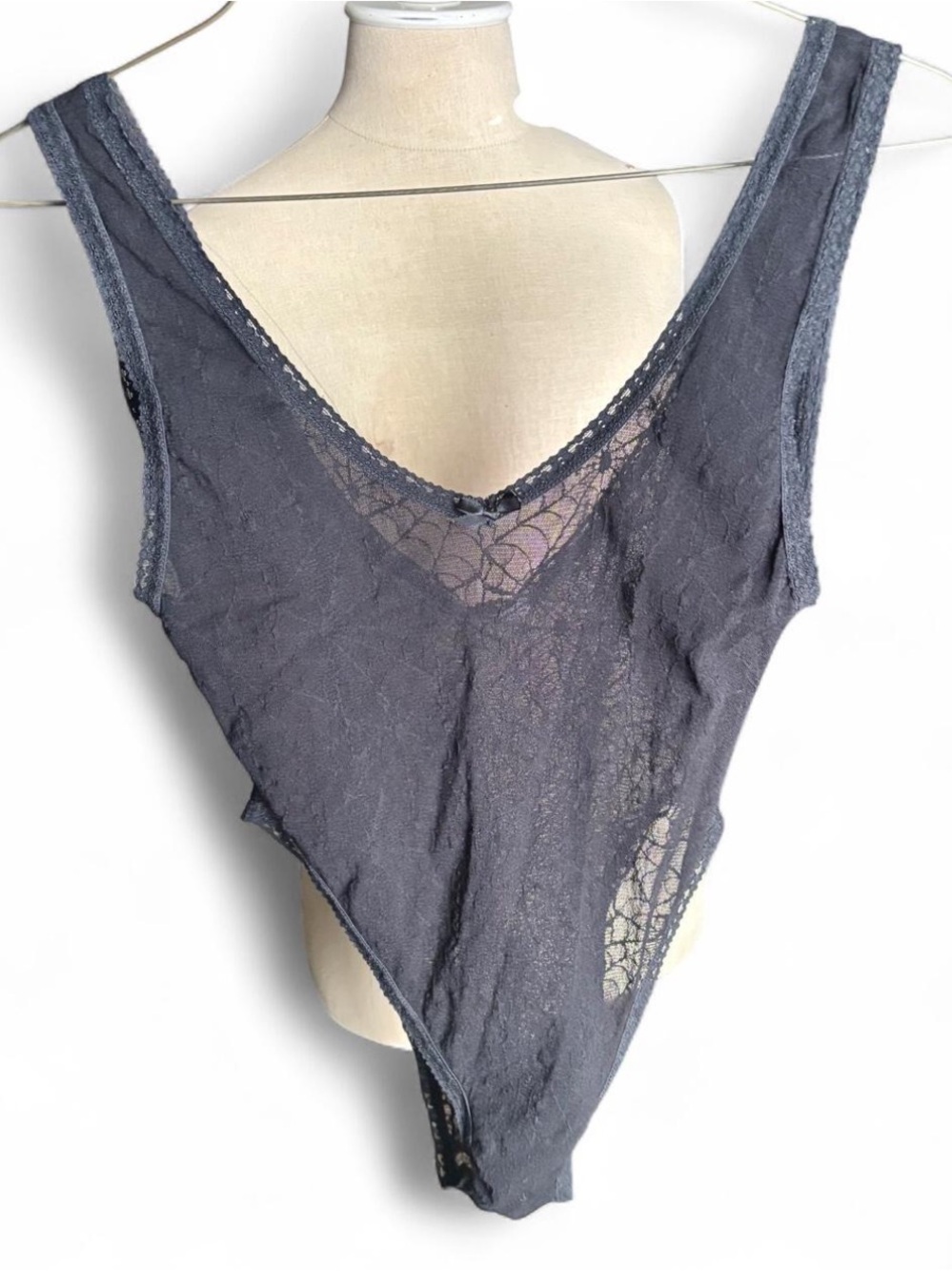 Vintage black spiderweb mesh v neck leotard/bodysuit tank